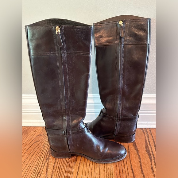 Women’s Tory Burch size 7 riding boots - Picture 3 of 7